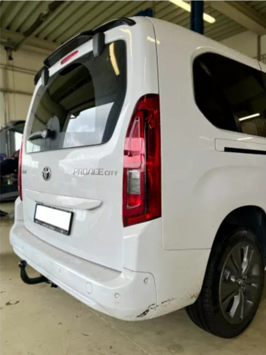 Carlig remorcare Toyota Proace City Verso 4753 mm 2019 -prezent demontabil automat cu maneta marca Autohak [5]