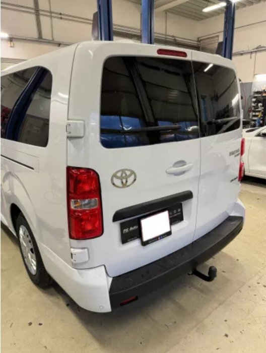 Carlig remorcare Toyota Proace fabricata dupa 2016 marca Autohak [5]