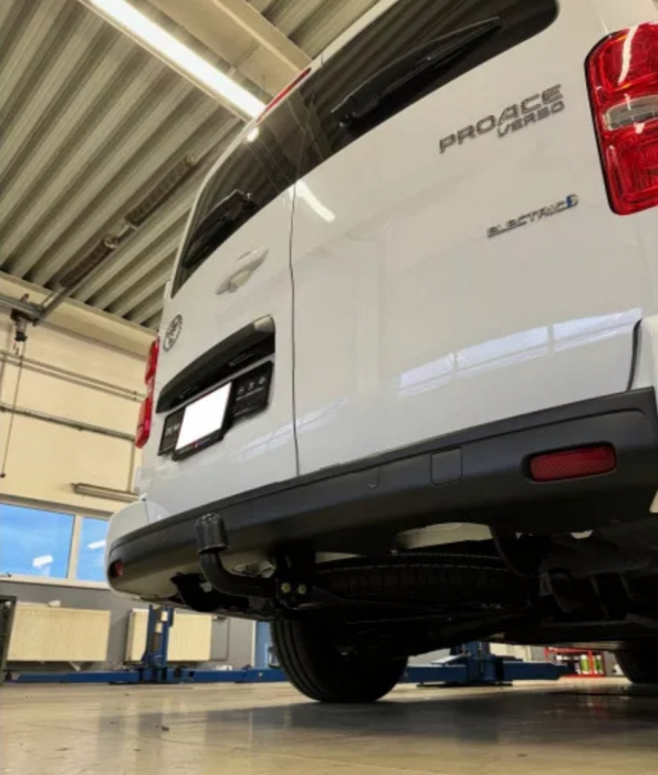 Carlig remorcare Toyota Proace fabricata dupa 2016 marca Autohak [7]