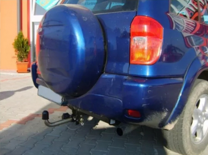 Carlig remorcare Toyota RAV 4 2000 - 2005 demontabil automat cu maneta marca Autohak [4]