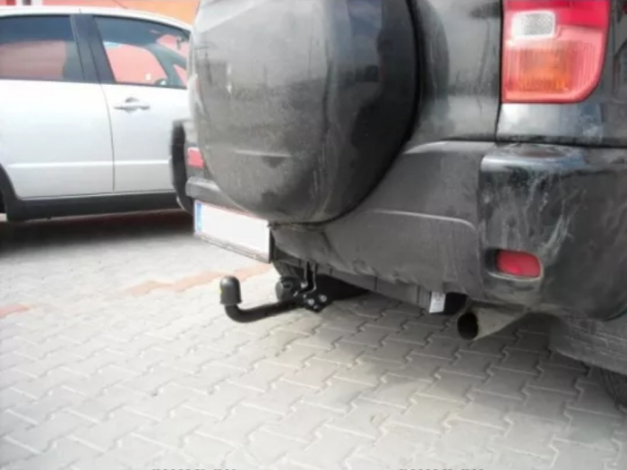 Carlig remorcare Toyota Rav 4 2000-2005 marca Autohak [8]