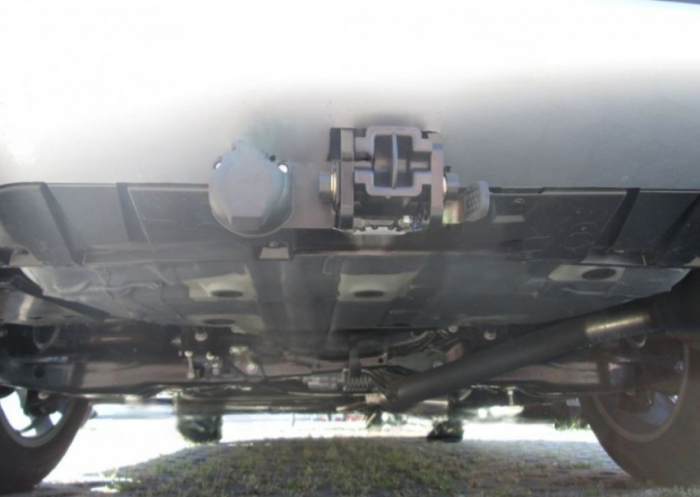 Carlig remorcare Toyota RAV 4 2016 - 2018 demontabil automat cu maneta marca Autohak [3]