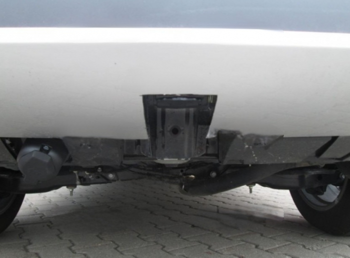 Carlig remorcare Toyota RAV 4 2016 - 2018 demontabil automat vertical marca Autohak [10]