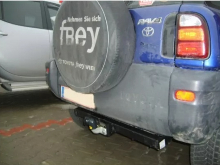 Carlig remorcare Toyota Rav 4 3/5 usi 1994-2000 marca Autohak [8]