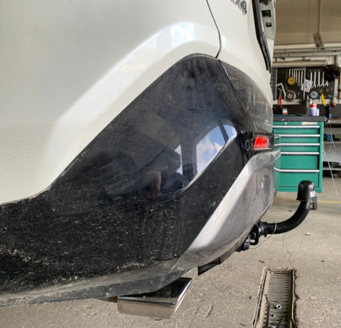 Carlig remorcare Toyota RAV 4 dupa 2019 demontabil automat cu maneta marca Autohak [5]