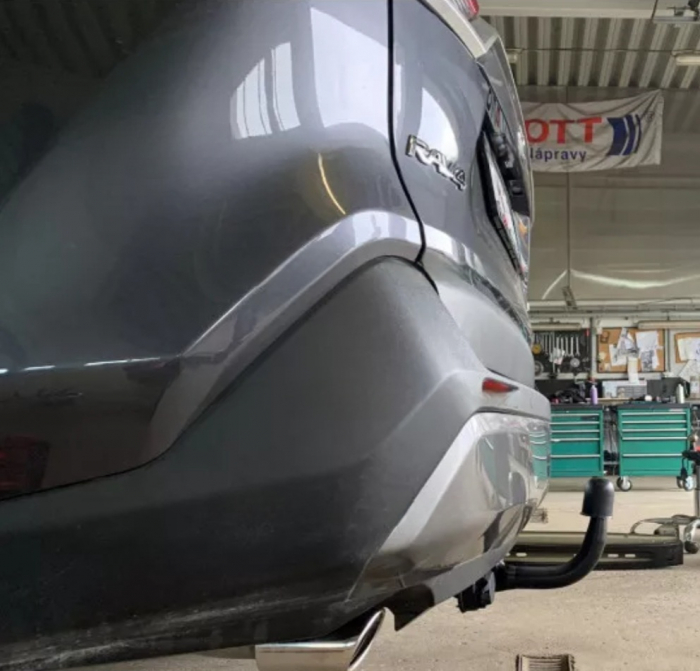 Carlig remorcare Toyota RAV 4 dupa 2019 demontabil automat vertical marca Autohak [8]