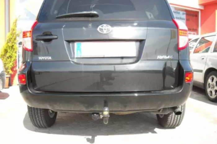 Carlig remorcare Toyota Rav 4 fara roata de rezerva pe usa din spate 2005-2009 marca Autohak [8]
