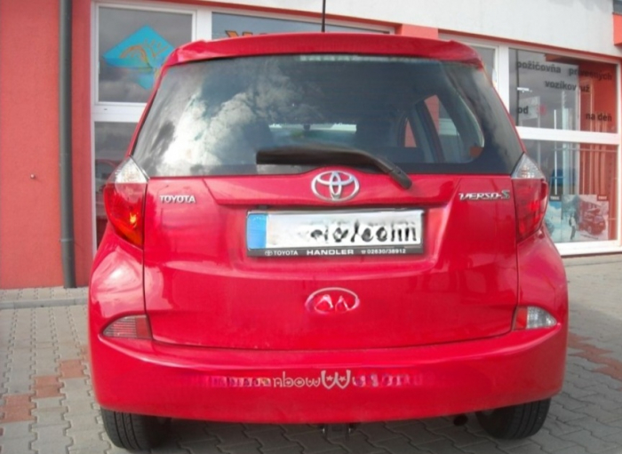 Carlig remorcare Toyota Verso S dupa 2011 demontabil automat cu maneta marca Autohak [3]