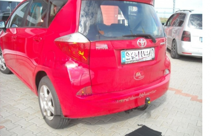 Carlig remorcare Toyota Verso S dupa 2011 demontabil automat cu maneta marca Autohak [8]