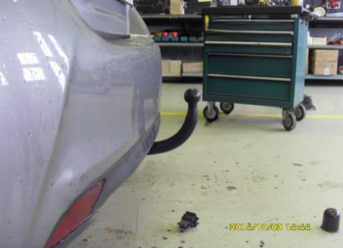 Carlig remorcare Toyota Yaris 3/5 usi 10.2011 - 2014 demontabil automat cu maneta marca Autohak [2]