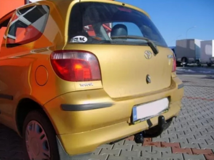 Carlig remorcare Toyota Yaris 3/5 usi 2002-2005 marca Autohak [5]