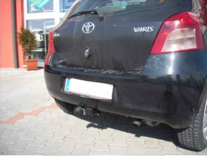 Carlig remorcare Toyota Yaris 3/5 usi 2006 - 2011 demontabil automat cu maneta [4]