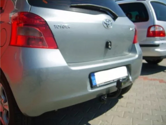 Carlig remorcare Toyota Yaris 3/5 usi 2006-2011 marca Autohak [2]