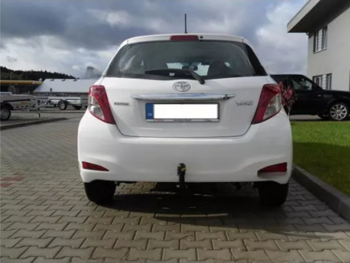 Carlig remorcare Toyota Yaris 3/5 usi dupa 2011 marca Autohak [3]