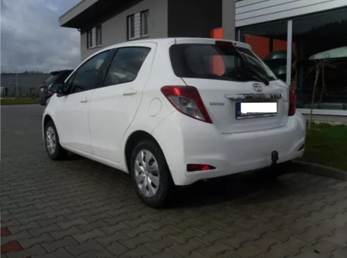 Carlig remorcare Toyota Yaris 3/5 usi dupa 2011 marca Autohak [2]