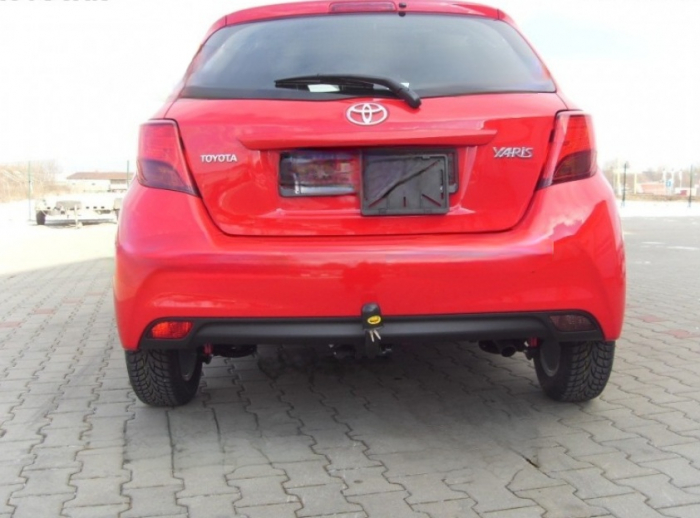 Carlig remorcare Toyota Yaris 3/5 usi dupa 2014 demontabil automat vertical marca Autohak [14]