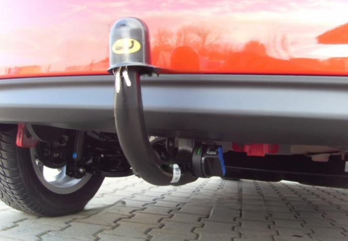 Carlig remorcare Toyota Yaris 3/5 usi dupa 2014 demontabil automat vertical marca Autohak [12]