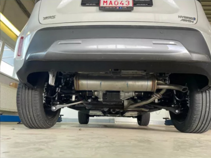 Carlig remorcare Toyota Yaris Cross dupa 07.2021 demontabil automat vertical marca Autohak [8]