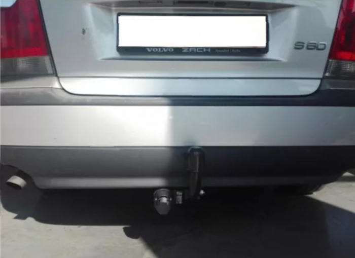 Carlig remorcare Volvo S60 dupa 2000 marca Autohak [2]