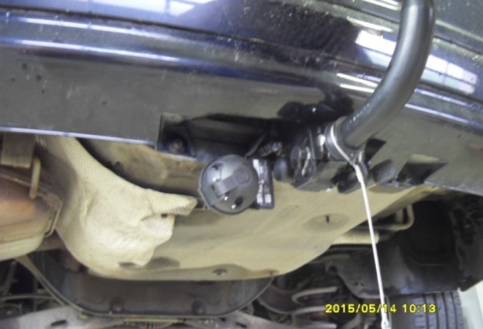Carlig remorcare Volvo S80 dupa 2006 demontabil automat cu maneta marca Autohak [2]