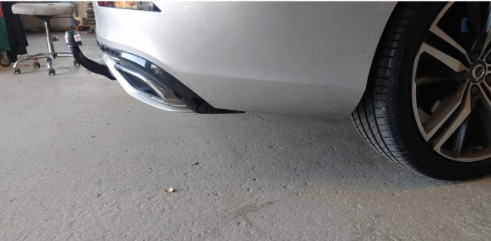 Carlig remorcare Volvo V60 combi dupa 2018 demontabil automat vertical marca Bosal [4]