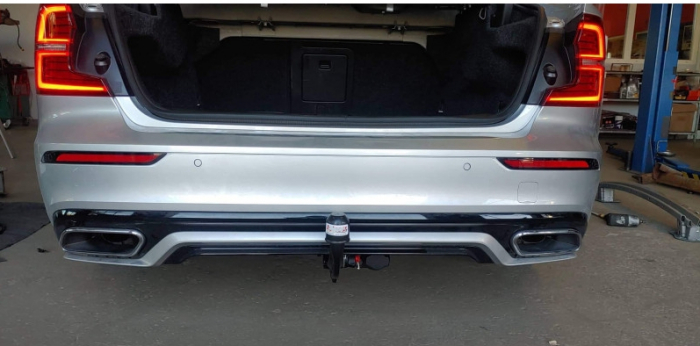 Carlig remorcare Volvo V60 combi dupa 2018 demontabil automat vertical marca Bosal [6]