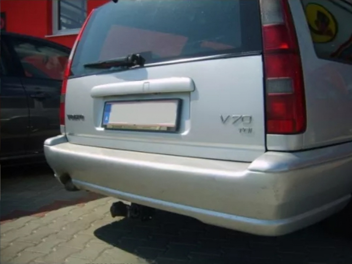 Carlig remorcare Volvo V70 combi 1997 - 2000 demontabil automat cu maneta marca Autohak [4]