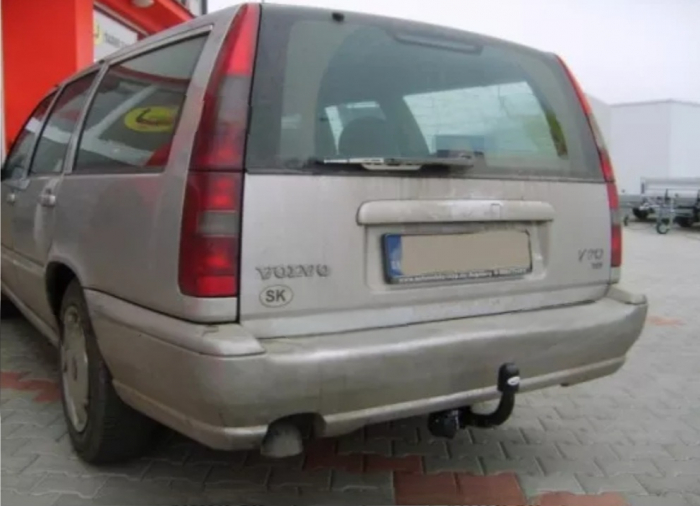 Carlig remorcare Volvo V70 combi 1997 - 2000 marca Autohak [2]
