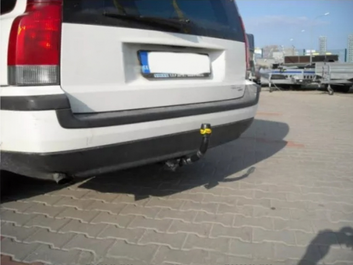 Carlig remorcare Volvo V70 combi 2000 - 2007 marca Autohak [2]