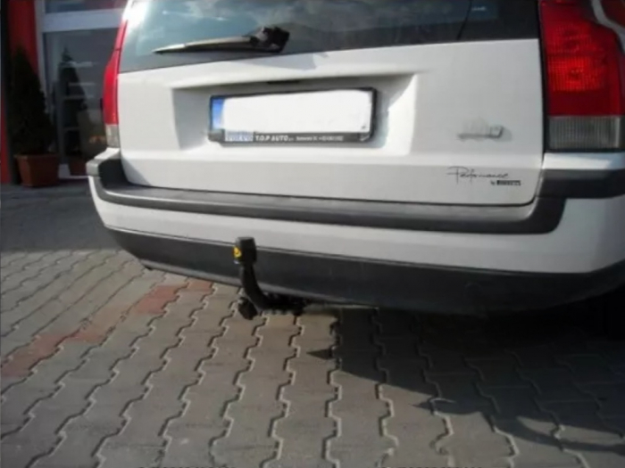 Carlig remorcare Volvo V70 combi 2000 - 2007 marca Autohak [4]