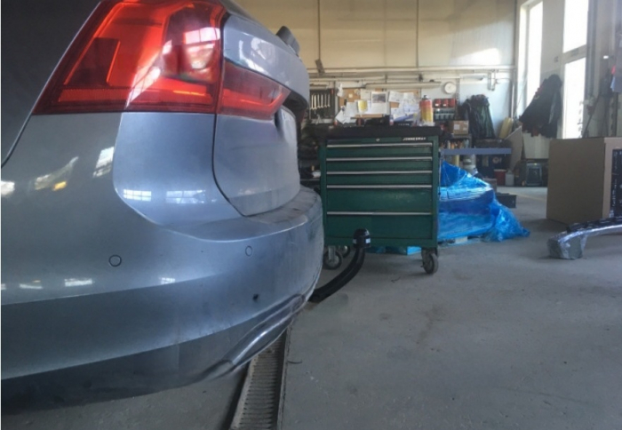Carlig remorcare Volvo V90 dupa 2016 demontabil automat vertical marca Thule [4]