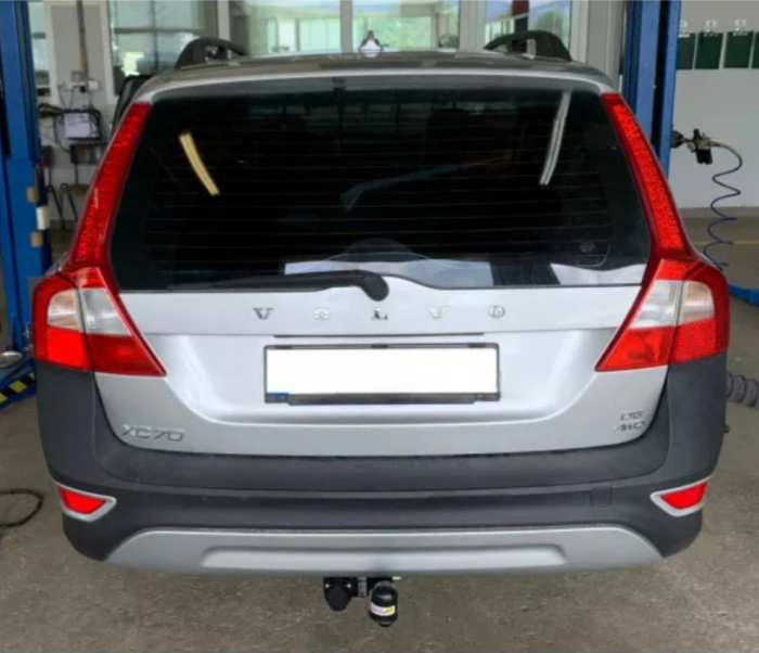 Carlig remorcare Volvo XC70 dupa 2007 marca Autohak [2]