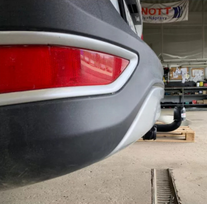 Carlig remorcare Volvo XC70 dupa 2007 marca Autohak [5]