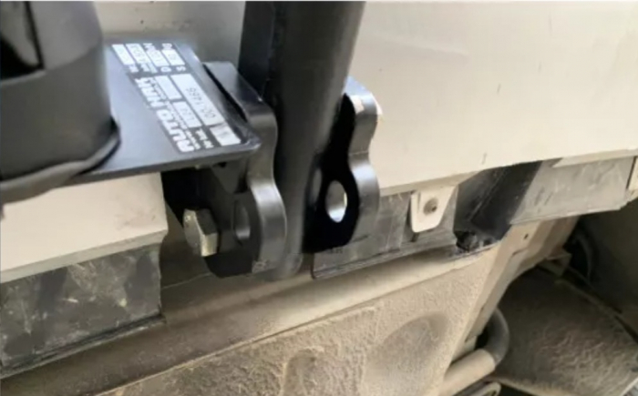 Carlig remorcare Volvo XC70 dupa 2007 marca Autohak [4]