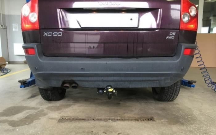 Carlig remorcare Volvo XC90 2002 - 04/2015 demontabil automat cu maneta marca Autohak [5]