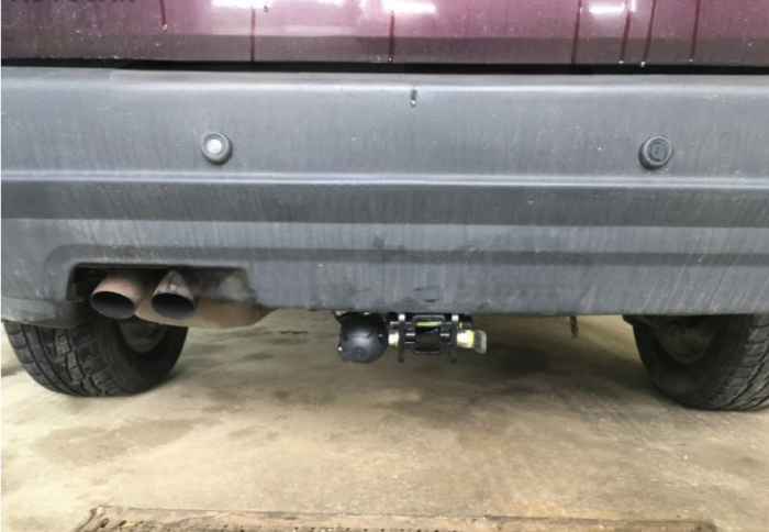 Carlig remorcare Volvo XC90 2002 - 04/2015 demontabil automat cu maneta marca Autohak [4]