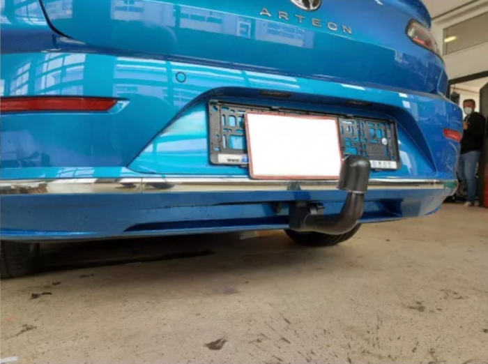 Carlig remorcare VW Arteon dupa 2017 demontabil automat vertical marca Autohak [19]