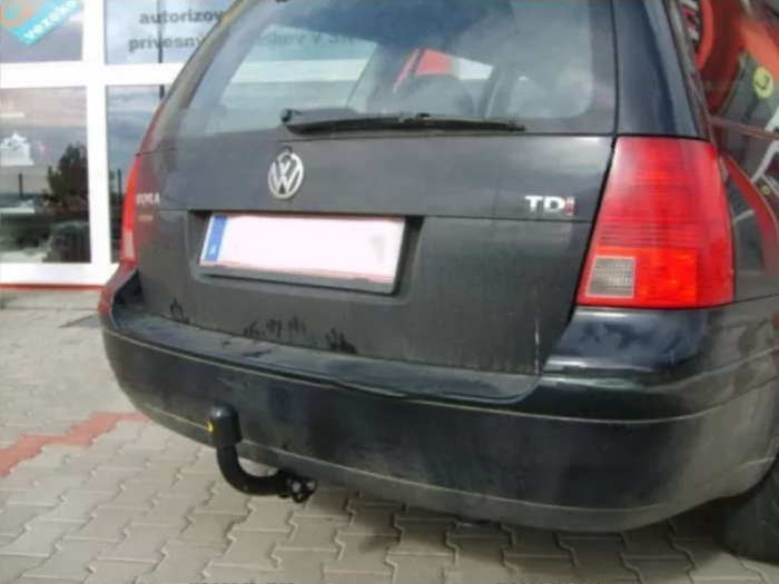 Carlig remorcare VW Bora 1998 - 2005 marca Autohak [8]