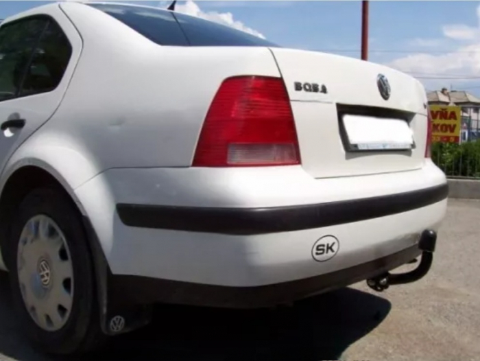 Carlig remorcare VW Bora 1998 - 2005 marca Autohak [2]
