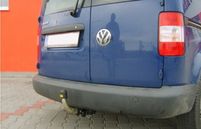 Carlig remorcare VW Caddy 2004 - 2015 demontabil automat cu maneta marca Autohak [2]
