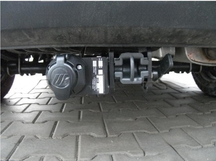 Carlig remorcare VW Caddy 2004 - 2015 demontabil automat cu maneta marca Autohak [6]