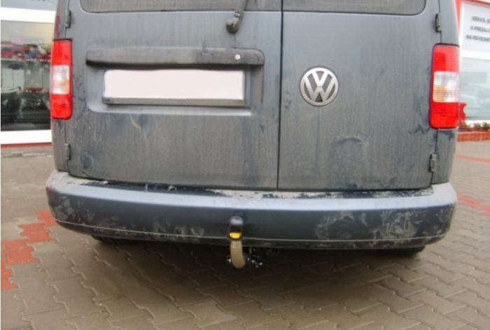 Carlig remorcare VW Caddy 2004 - 2015 demontabil automat cu maneta marca Autohak [3]