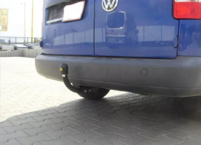 Carlig remorcare Vw Caddy dupa 2004 marca Autohak [4]