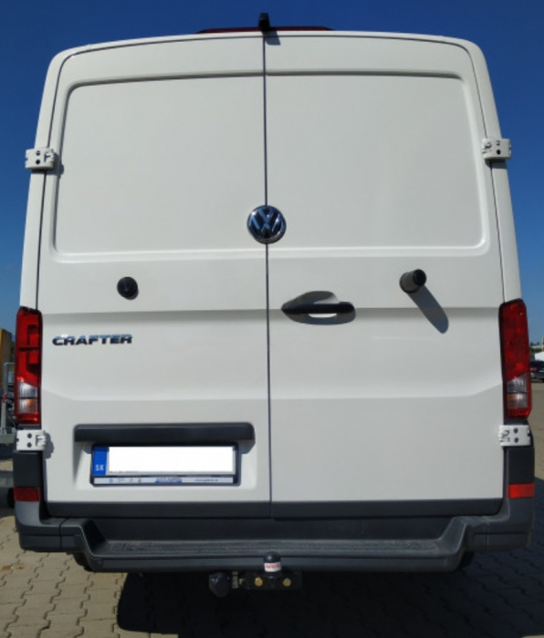 Carlig remorcare VW Crafter van cu treapta fabricat dupa 2017 marca Autohak [3]