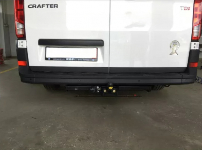 Carlig remorcare VW Crafter van fabricat dupa 2017 marca Autohak [9]