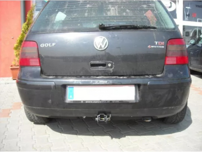 Carlig remorcare Vw Golf 4 1997 - 2003 4x4 demontabil automat cu maneta marca Autohak [7]