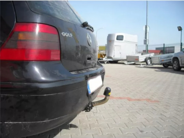 Carlig remorcare Vw Golf 4 1997 - 2003 4x4 demontabil automat cu maneta marca Autohak [5]