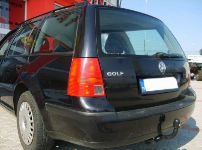 Carlig remorcare Vw Golf 4 combi 1997-2003 marca Autohak [2]