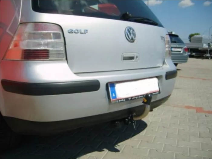 Carlig remorcare Vw Golf 4 htb, combi 1997 - 2003 demontabil automat cu maneta marca Autohak [5]