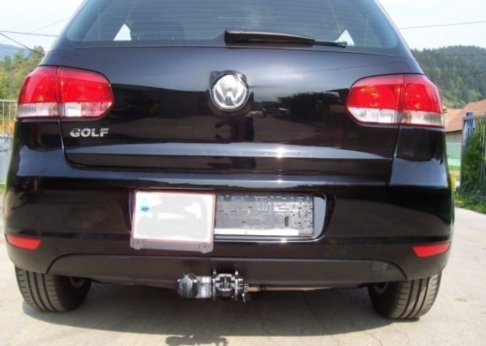Carlig remorcare VW Golf 5, VW Golf 6 hatchback fabricat 2003 - 2010 demontabil cu maneta, marca Autohak [5]